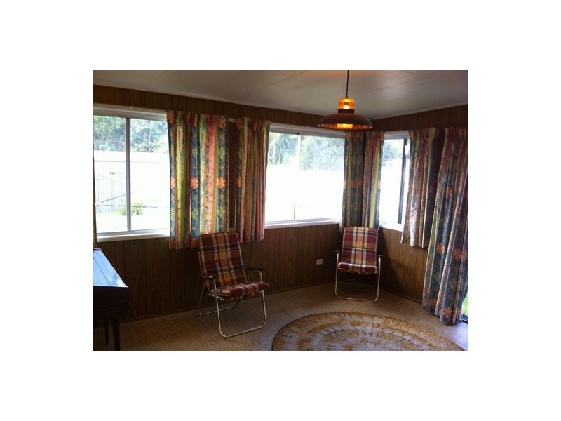 4 Ellerdale Street, Strathpine QLD 4500