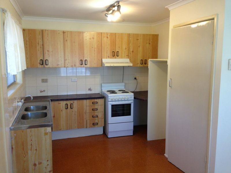 42 Samsonvale Road, Strathpine QLD 4500