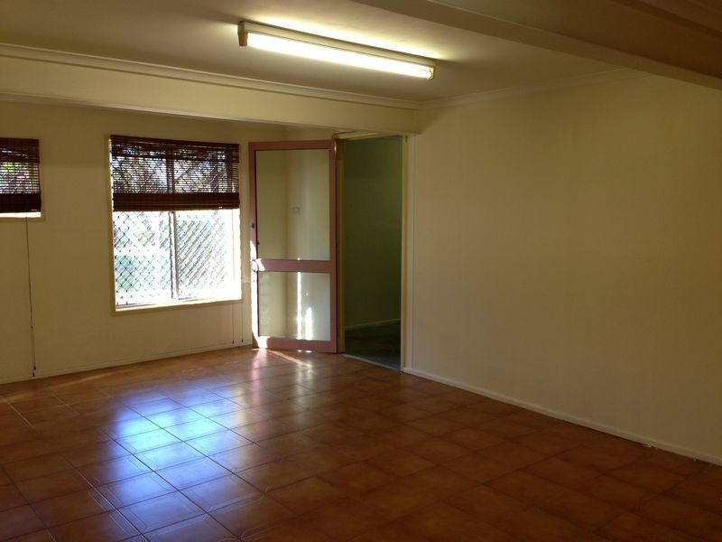 42 Samsonvale Road, Strathpine QLD 4500