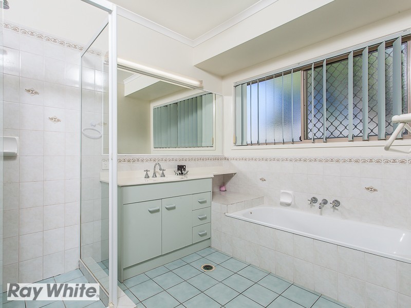 37 Lockyer Drive, Bray Park QLD 4500