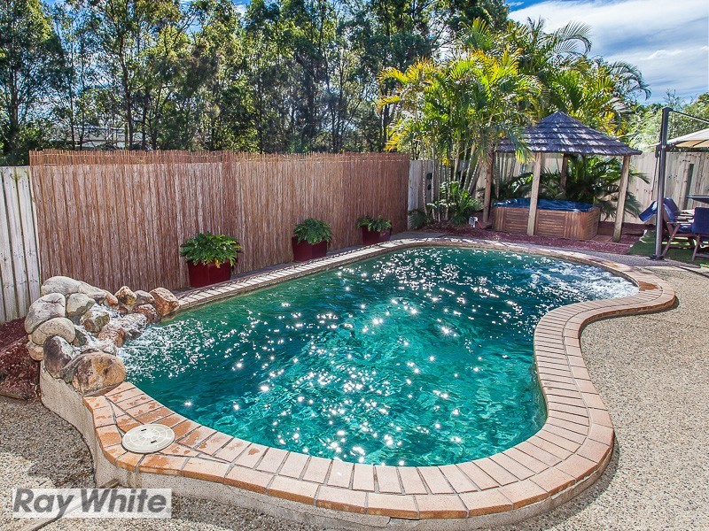 37 Lockyer Drive, Bray Park QLD 4500