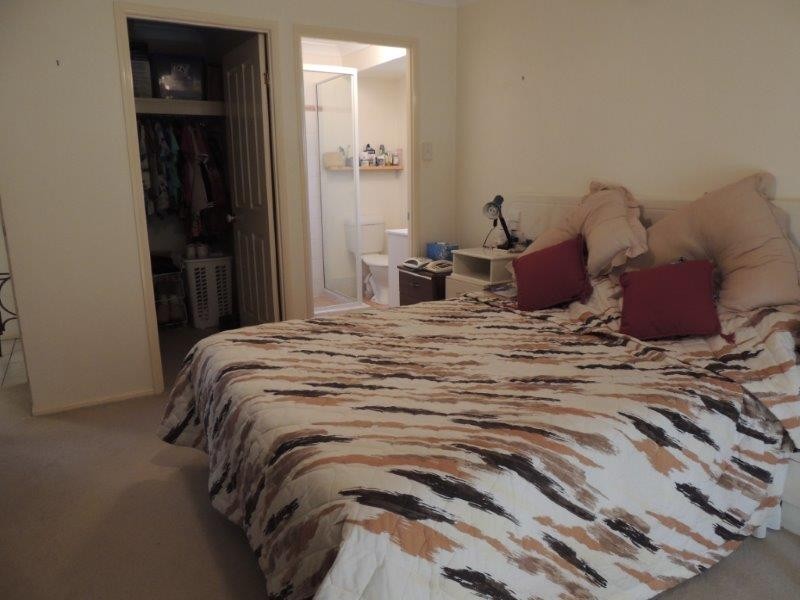 5 Jeff Jones Court, Bray Park QLD 4500