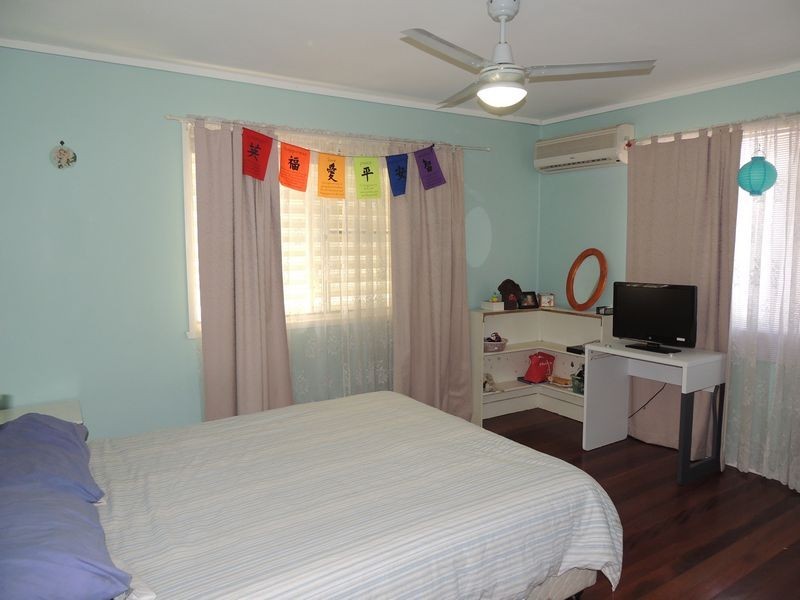 143 Spitfire Avenue, Strathpine QLD 4500