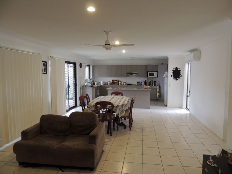 4 Hind Court, Bellmere QLD 4510