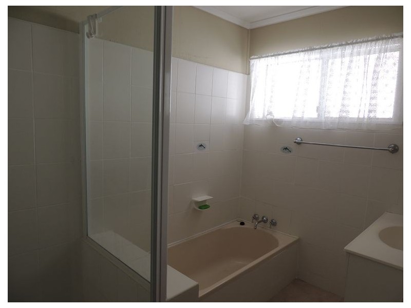 4 Brennan Parade, Strathpine QLD 4500