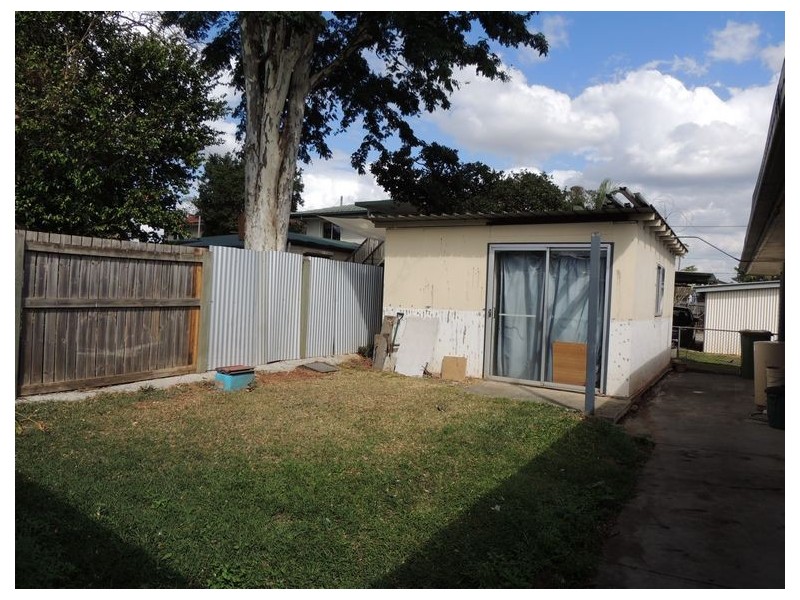 4 Brennan Parade, Strathpine QLD 4500