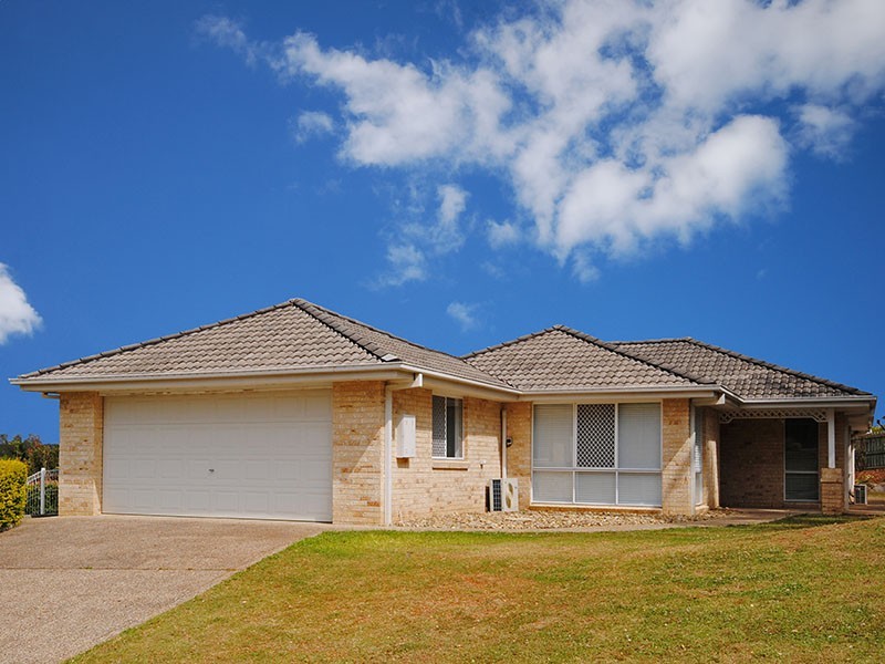 3 Ritchie Court, Petrie QLD 4502