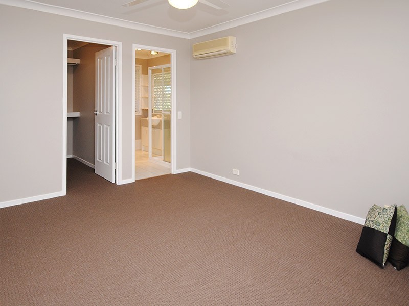 3 Ritchie Court, Petrie QLD 4502