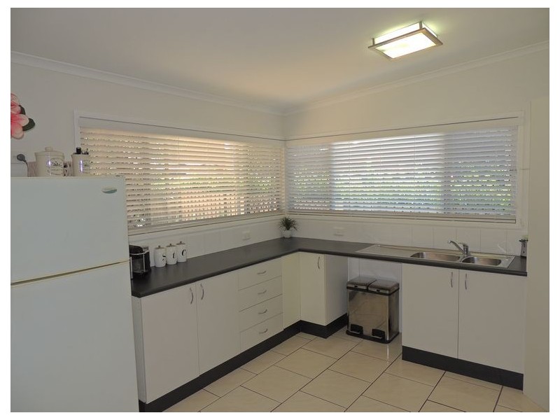 9 Peter Street, Strathpine QLD 4500