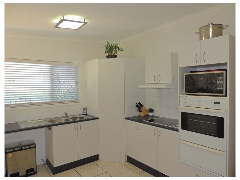 9 Peter Street, Strathpine QLD 4500