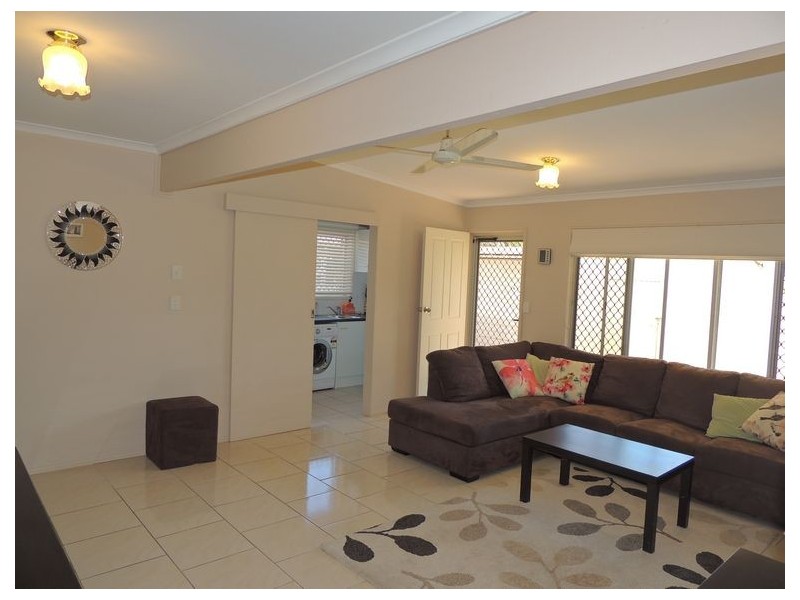 9 Peter Street, Strathpine QLD 4500