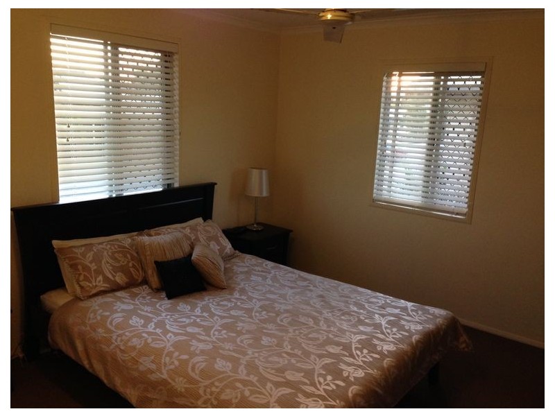 9 Peter Street, Strathpine QLD 4500