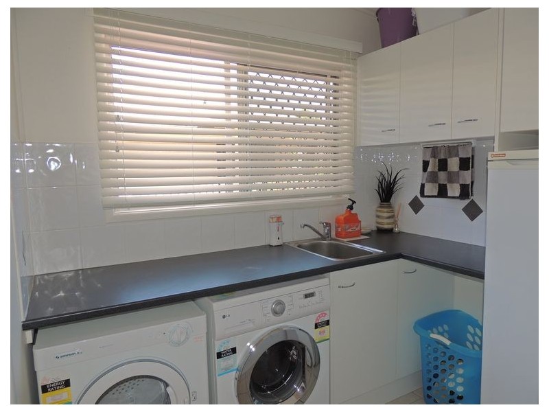 9 Peter Street, Strathpine QLD 4500