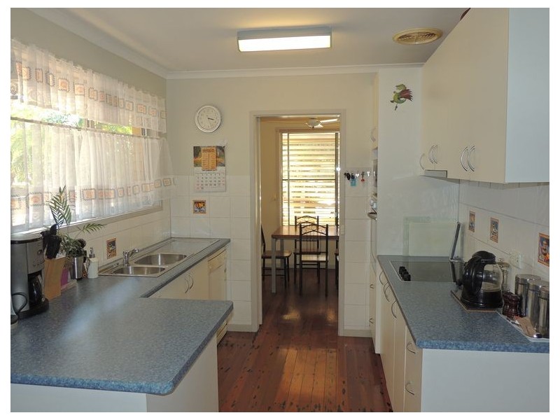 78 Peter Street, Strathpine QLD 4500
