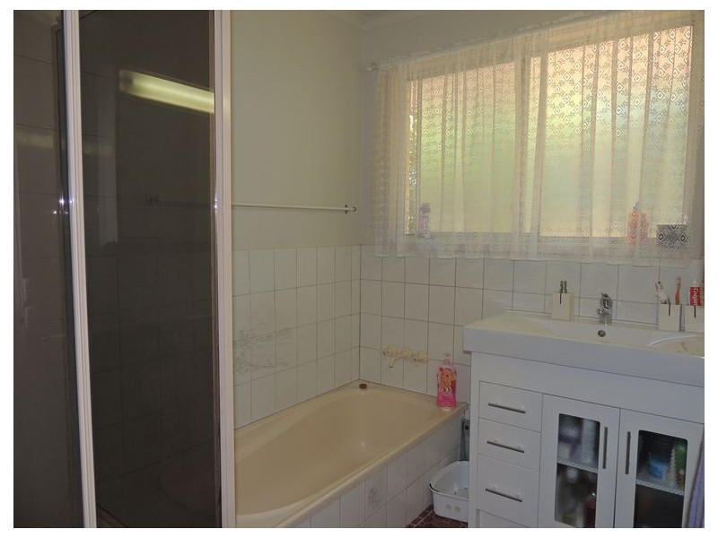 78 Peter Street, Strathpine QLD 4500