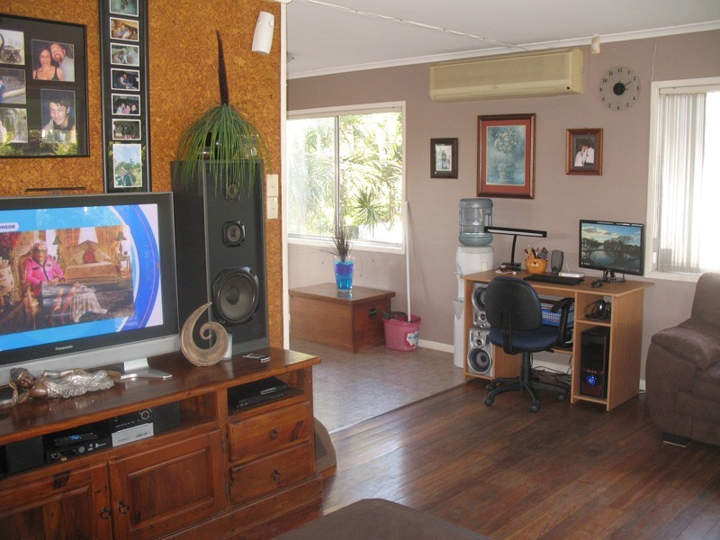 9 Shelley Street, Strathpine QLD 4500