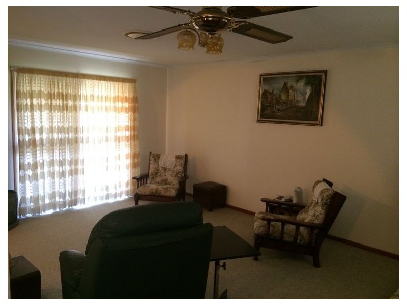 27 Vienna Way, Strathpine QLD 4500