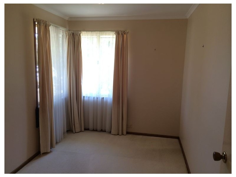 10 Camion Court, Petrie QLD 4502