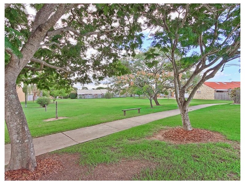 34 Bult Court “Strathpine Gardens”, Brendale QLD 4500