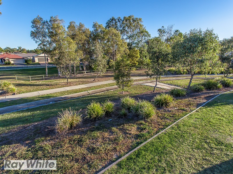 13 Hellcat Circuit, Bray Park QLD 4500