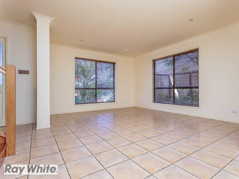 34 Paramount Drive, Warner QLD 4500