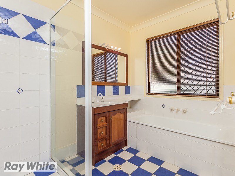 34 Paramount Drive, Warner QLD 4500