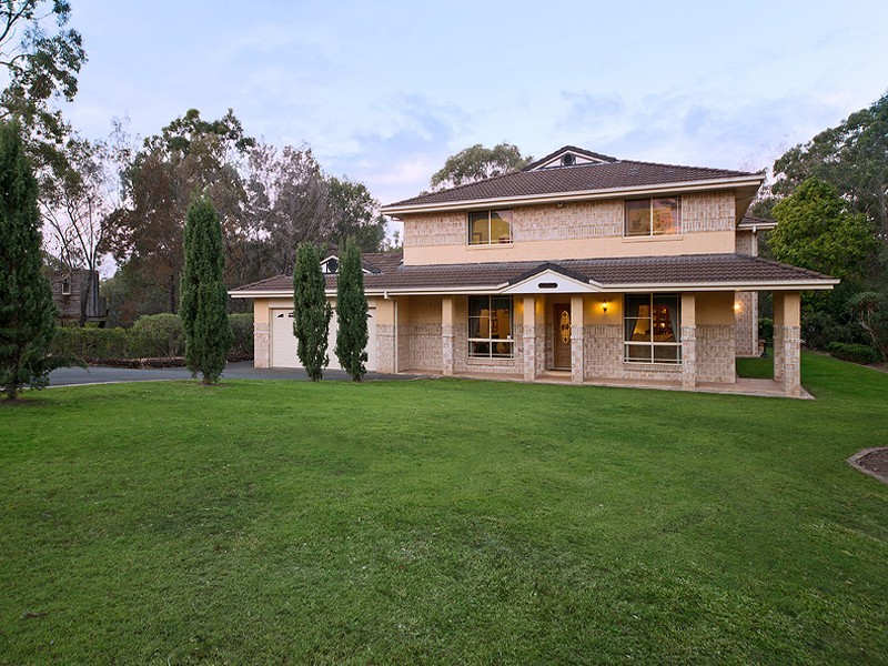 12 Creekwood Court, Warner QLD 4500