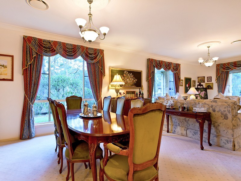 12 Creekwood Court, Warner QLD 4500