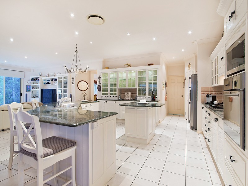 12 Creekwood Court, Warner QLD 4500