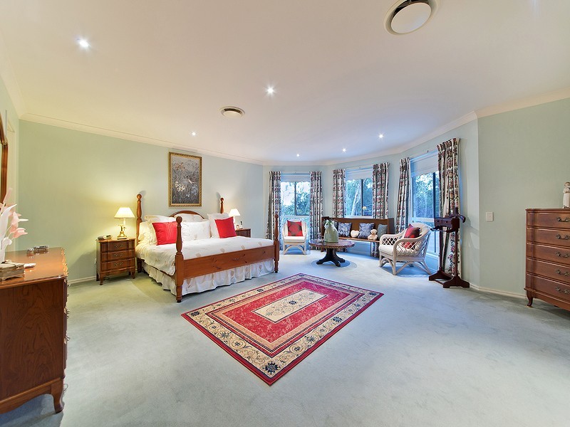 12 Creekwood Court, Warner QLD 4500