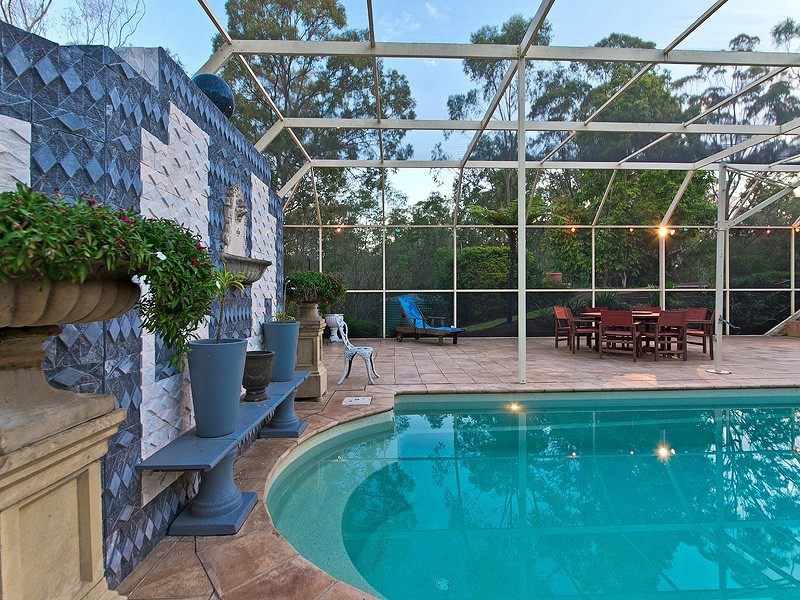 12 Creekwood Court, Warner QLD 4500