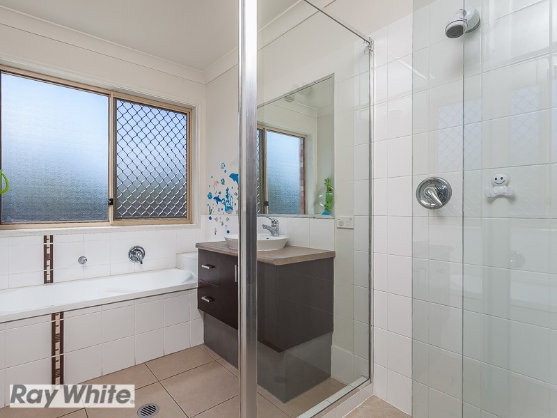 2 Versace Avenue, Bray Park QLD 4500