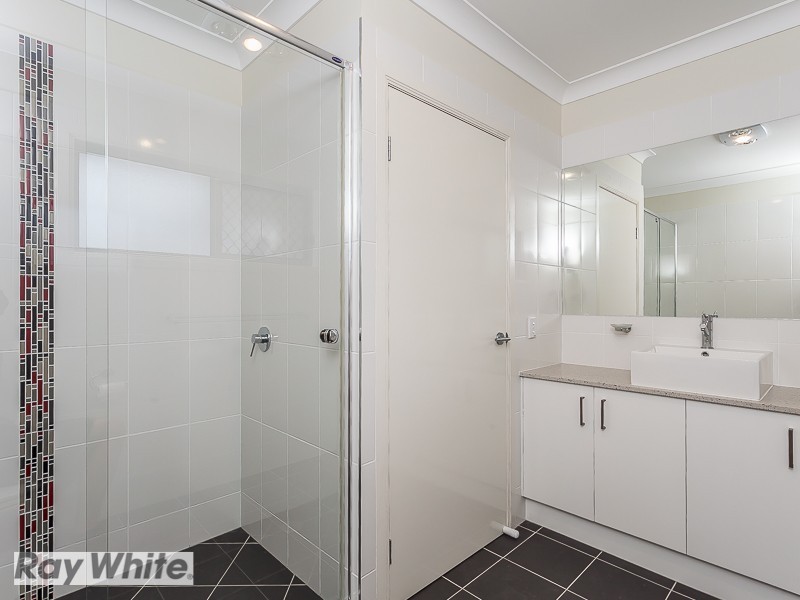 1/5 Pine Valley Drive, Joyner QLD 4500