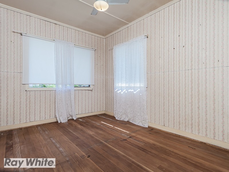 19 Spitfire Avenue, Strathpine QLD 4500