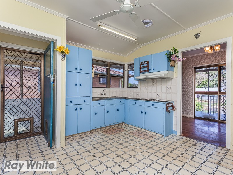 19 Spitfire Avenue, Strathpine QLD 4500