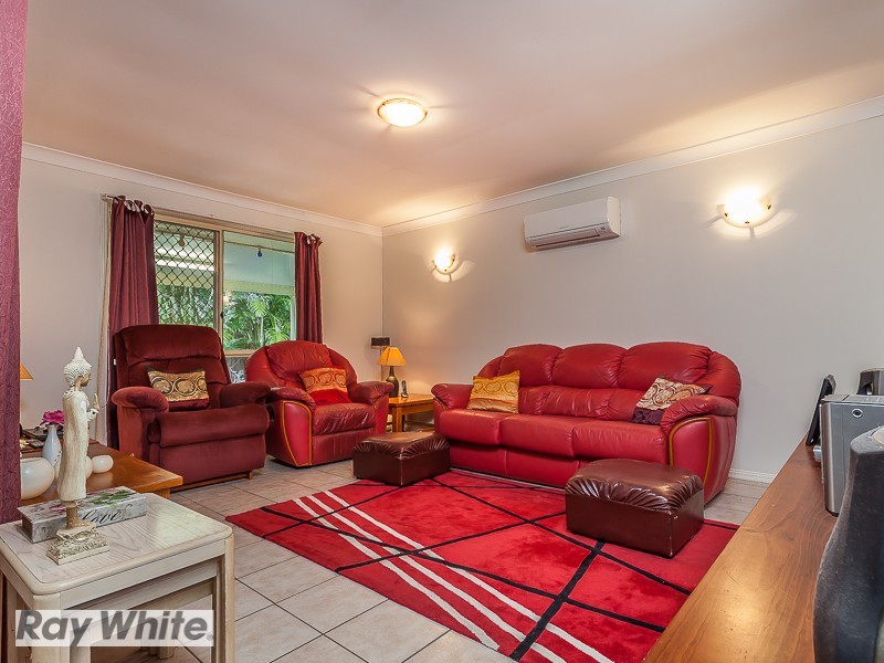 10 Clarendon Street, Strathpine QLD 4500