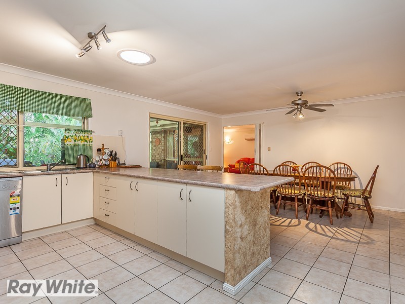 10 Clarendon Street, Strathpine QLD 4500