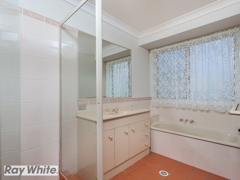 10 Clarendon Street, Strathpine QLD 4500