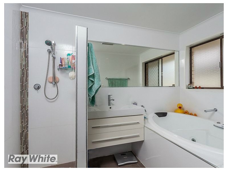 23 Embassy Street, Bray Park QLD 4500