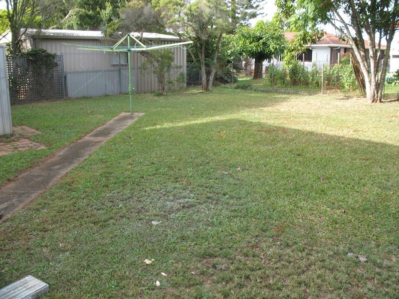 4 Cheltenham Street, Strathpine QLD 4500