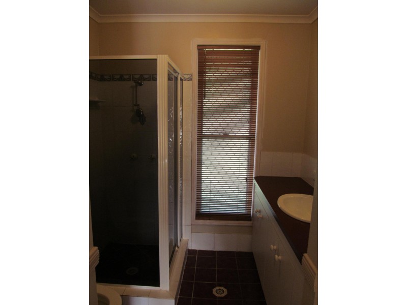 4 Blackbutt Court, Warner QLD 4500