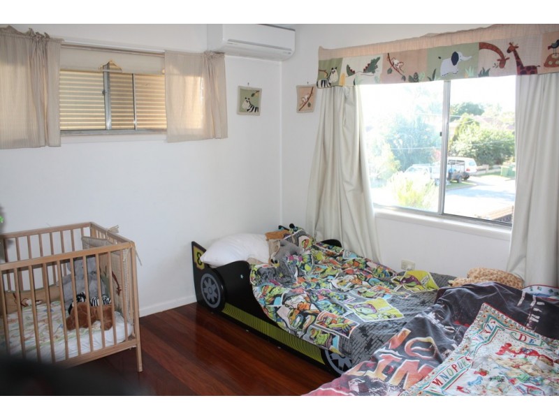 9 Shelley Street, Strathpine QLD 4500