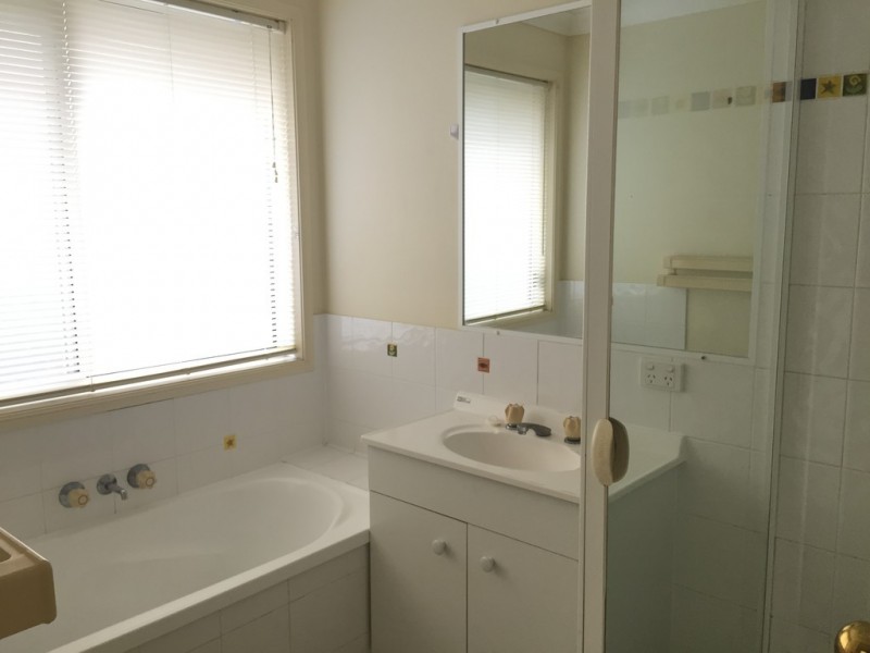 10 Valmadre Court, Petrie QLD 4502