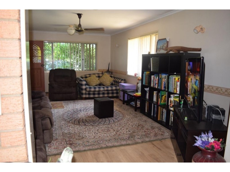 37 Lorraine Court, Lawnton QLD 4501