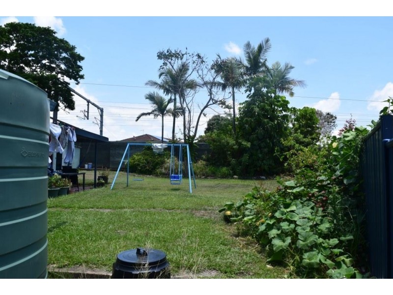 37 Lorraine Court, Lawnton QLD 4501