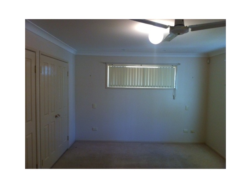 24 Cheltenham Street, Strathpine QLD 4500