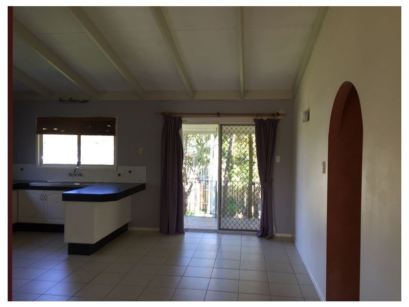 10 Ernie Street, Albany Creek QLD 4035