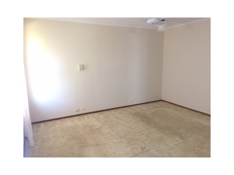 27 Vienna Way, Strathpine QLD 4500