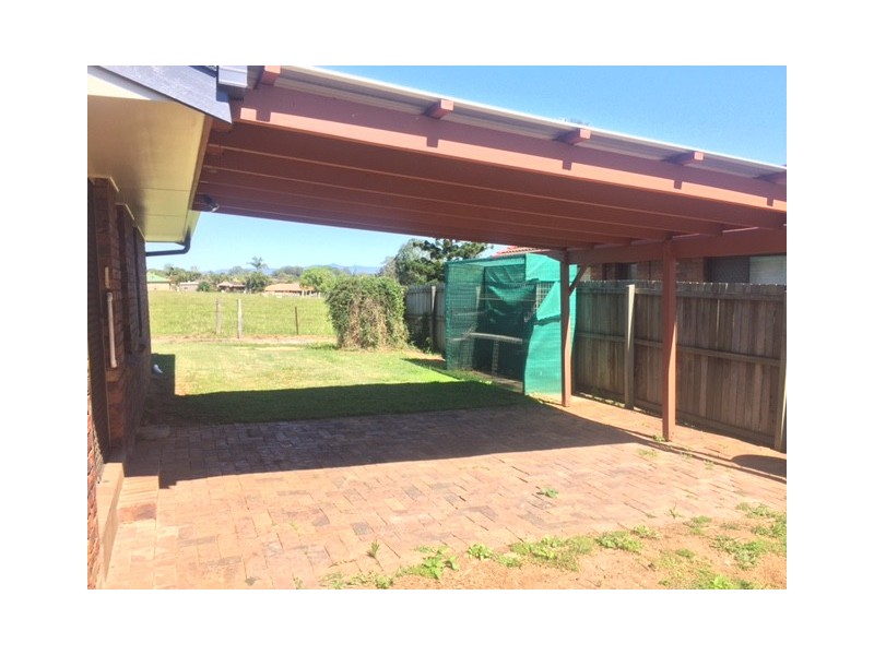27 Vienna Way, Strathpine QLD 4500