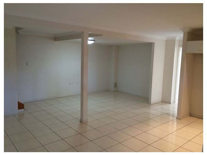 2/505 Gympie Road, Strathpine QLD 4500